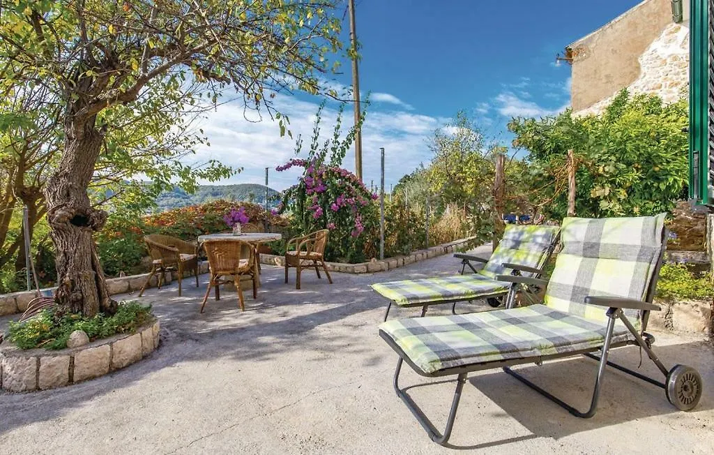 Casa de Férias Guest House Kalla Supetarska Draga Croácia