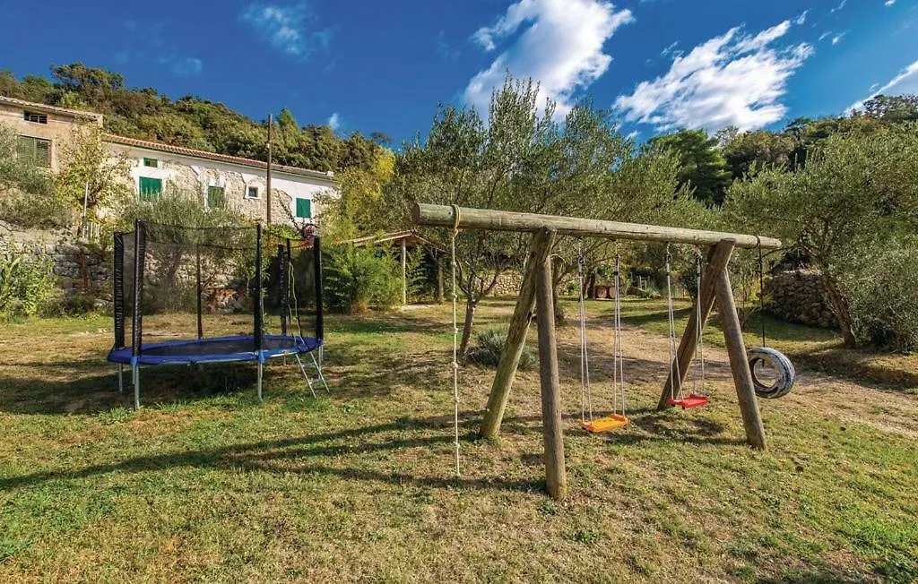 Casa de Férias Guest House Kalla Supetarska Draga